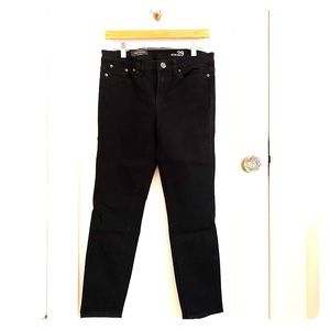 JCREW Toothpick black jeans 29, worn once.